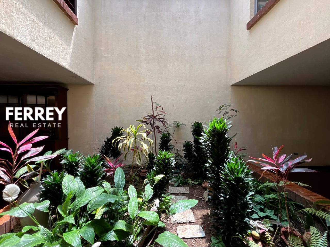 Casa en renta en zona 10 Ubicación 5 Estrellas — foto 7 de 16