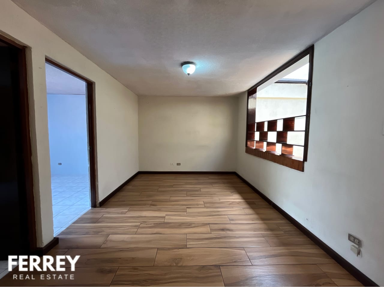 Casa en renta en zona 10 Ubicación 5 Estrellas — foto 13 de 16