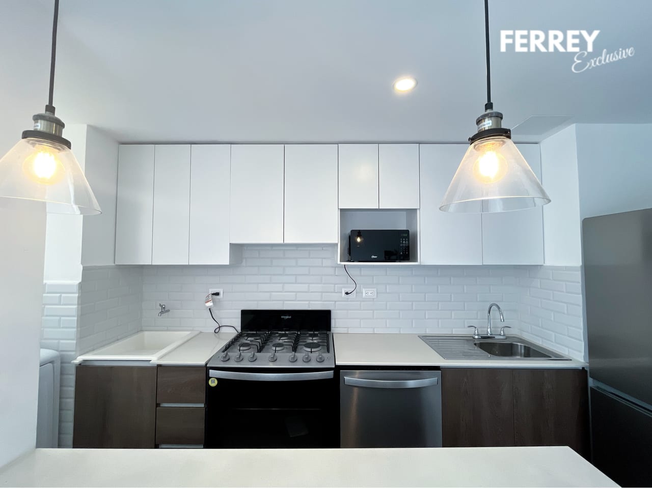 Apartamento en venta en zona 14 La Villa Condado Catorce — foto 1 de 15