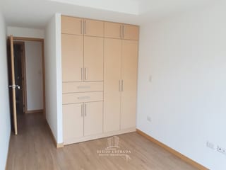 Apartamento en Zona 10, 2 dormitorios  — miniatura 6 de 13