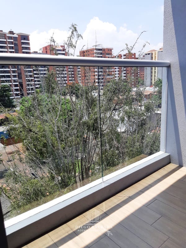 Apartamento en Zona 10, 2 dormitorios  — foto 11 de 13