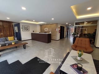 Apartamento de lujo en buena ubicación — miniatura 2 de 14
