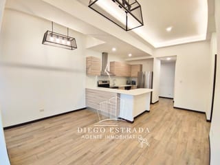 Apartamento de lujo en buena ubicación — miniatura 5 de 14