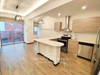 Apartamento de lujo en buena ubicación — miniatura 1 de 14