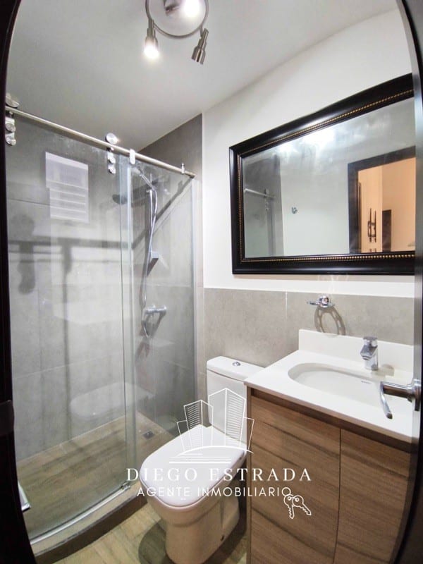 Apartamento de lujo en buena ubicación — foto 6 de 14