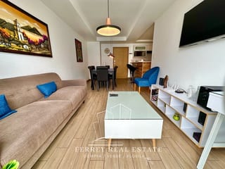 Apartamento full amueblado, ZONA 10 — miniatura 1 de 16