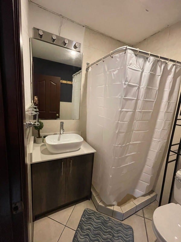 Zona 14, Apartamento amueblado de 2 dormitorios  — foto 10 de 17