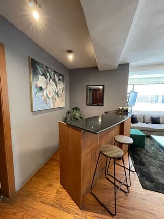 Zona 14, Apartamento amueblado de 2 dormitorios  — miniatura 8 de 17