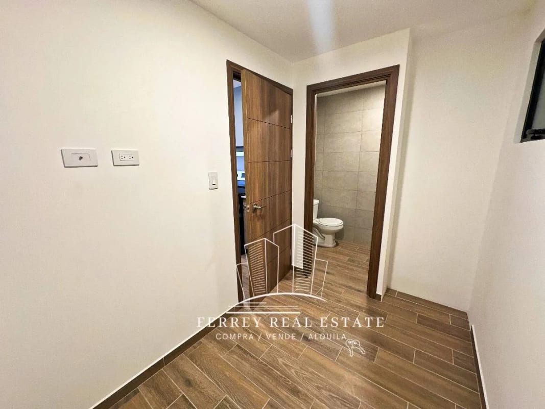 Zona 14, apartamento con cuarto de servicio — foto 9 de 16