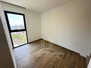 Zona 14, apartamento con cuarto de servicio — miniatura 2 de 16