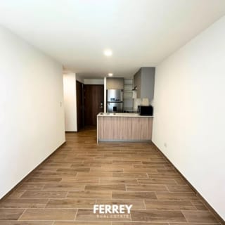 1 habitación en zona 14 — miniatura 9 de 10