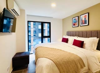 Apartamento amueblado zona 14 — miniatura 8 de 17