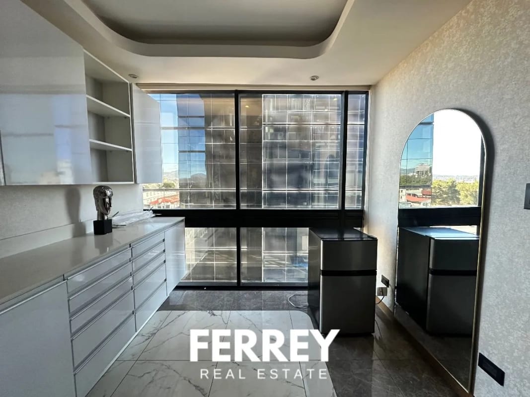 🏥 ClĂnica en Venta – Zona 10 — foto 7 de 12