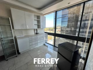 🏥 Clínica en Venta – Zona 10 — miniatura 2 de 12