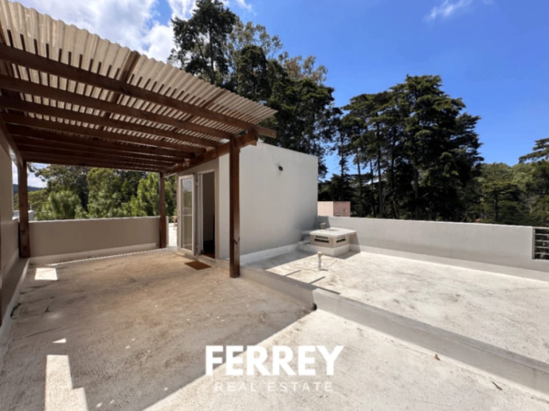 Oportunidad Unica / Casa con terraza privada — foto 1 de 17