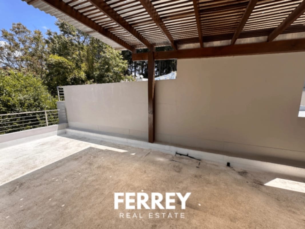Oportunidad Unica / Casa con terraza privada — foto 2 de 17